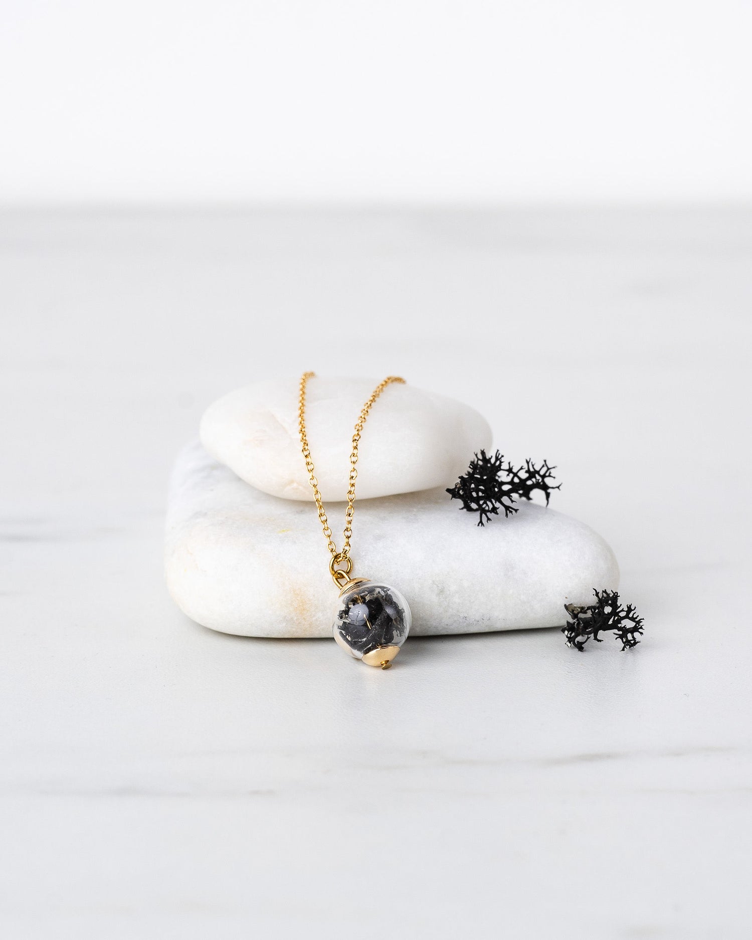 Golden Choker Necklace - Lichen